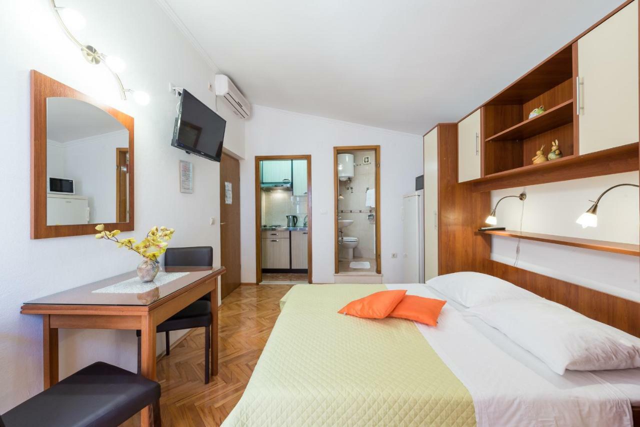 House Jelena Hotel Mlini Kültér fotó