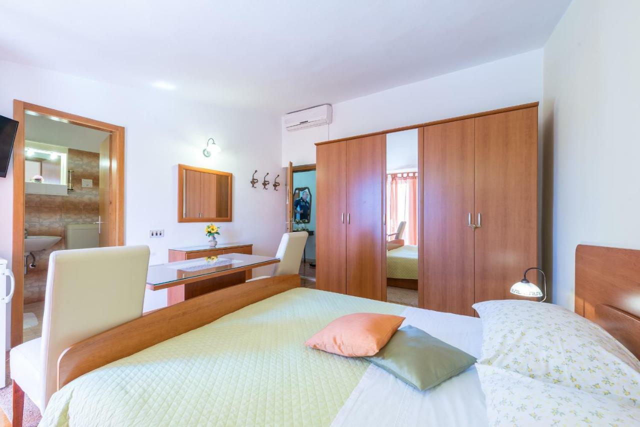 House Jelena Hotel Mlini Kültér fotó
