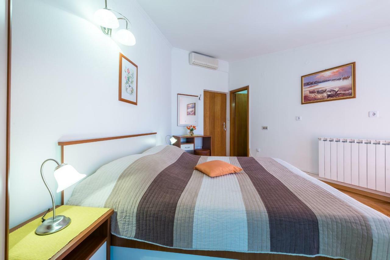 House Jelena Hotel Mlini Kültér fotó